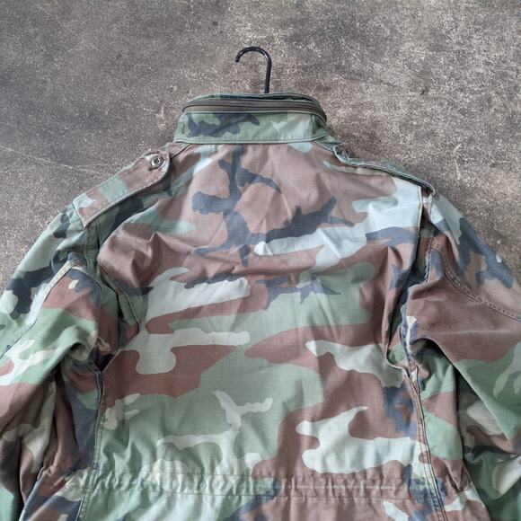 Army M-65 Cold Weather Field Jacket Mens L Green Camouflage Woodland Camo - Picture 4 of 10